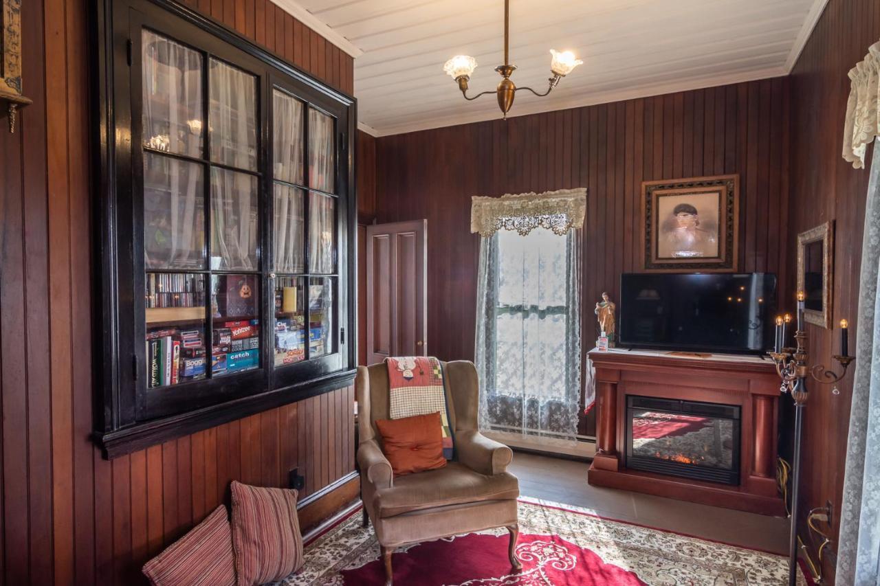 Historical John Rast House Circa 1875 Otel Roseburg Dış mekan fotoğraf